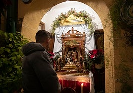 El aire navideño de los patios de Córdoba, en imágenes