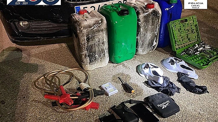 Detenidos dos hombres por varios robos con fuerza perpetrados en  Yecla (Murcia) y en Hellín (Albacete)