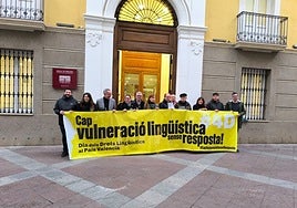 «No tengo obligación de hablarles en castellano y en el País Valenciano la lengua propia es el catalán»: la queja a dos guardias civiles