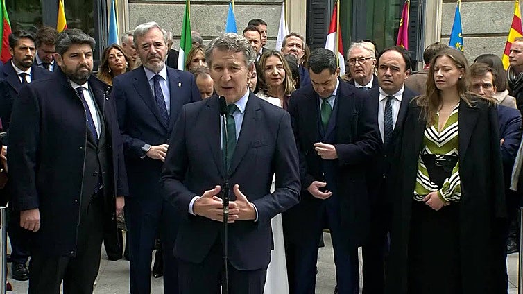 Feijóo tras revelarse los mensajes de Pradas: "El PP ha pasado página"