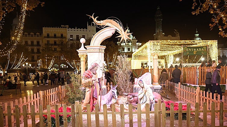 Qué hacer en Valencia el puente de diciembre: dónde ver belenes, luces de Navidad y maratón