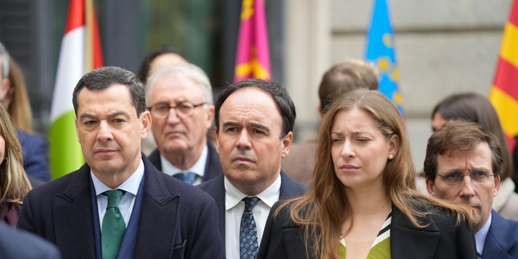 El PP pide que los ministros deban justificar sus ausencias tras las siete en pleno caso Salazar