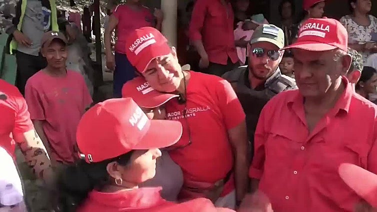 "Dejen de robarme los votos", dice Nasralla en municipio que votará hasta el domingo