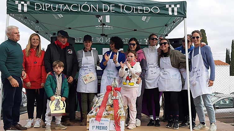 Un centenar de participantes en el XLIV Concurso Nacional de Migas de Urda