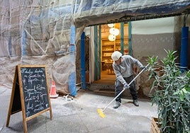 Las obras en la plaza de la Villa que arruinan las ventas de quince conventos en España: «Es como desaparecer»