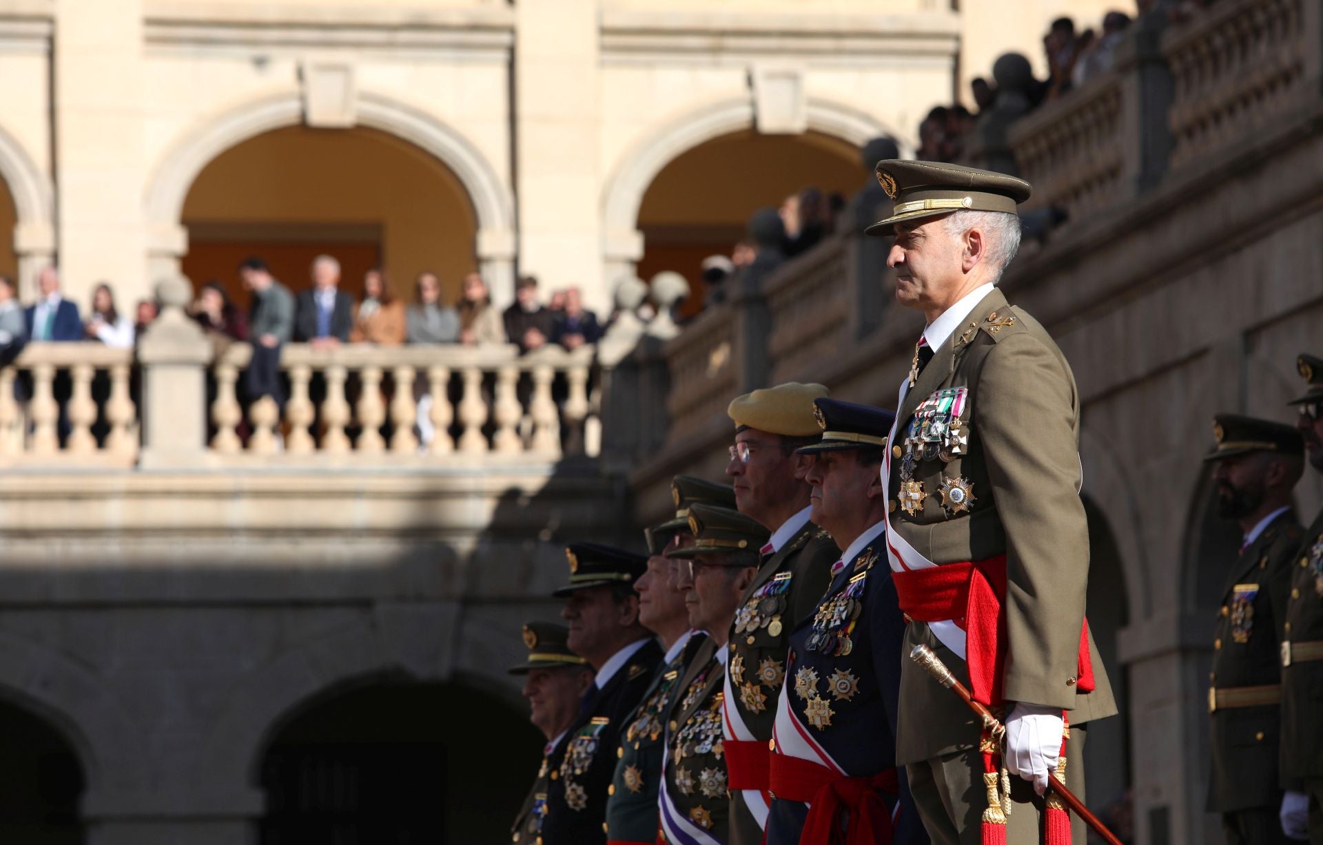 Las imágenes del acto y desfile de la Inmaculada en la Academia de Infantería de Toledo