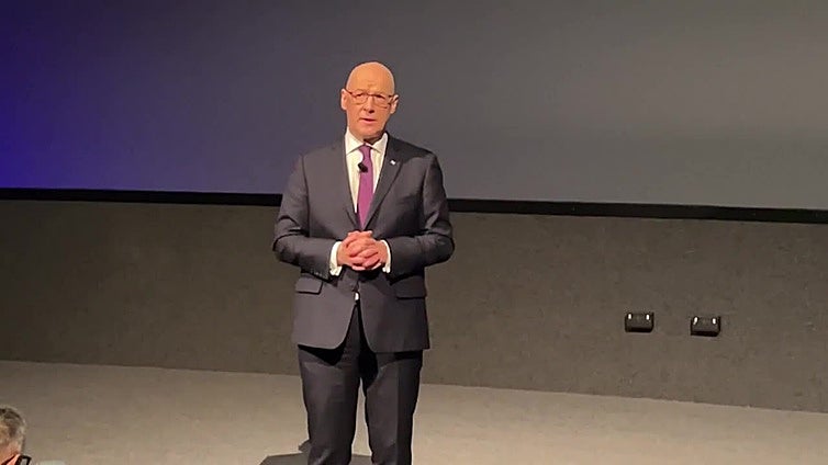 Swinney lanza su campaña por la independencia de Escocia