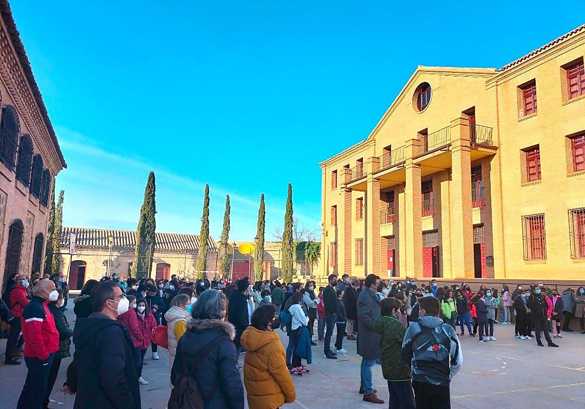 Patio de recreo del Instituto de Educación Secundaria Sefarad