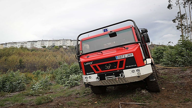 Una persona muerta y cinco heridos por el incendio de una vivienda en Palas de Rei
