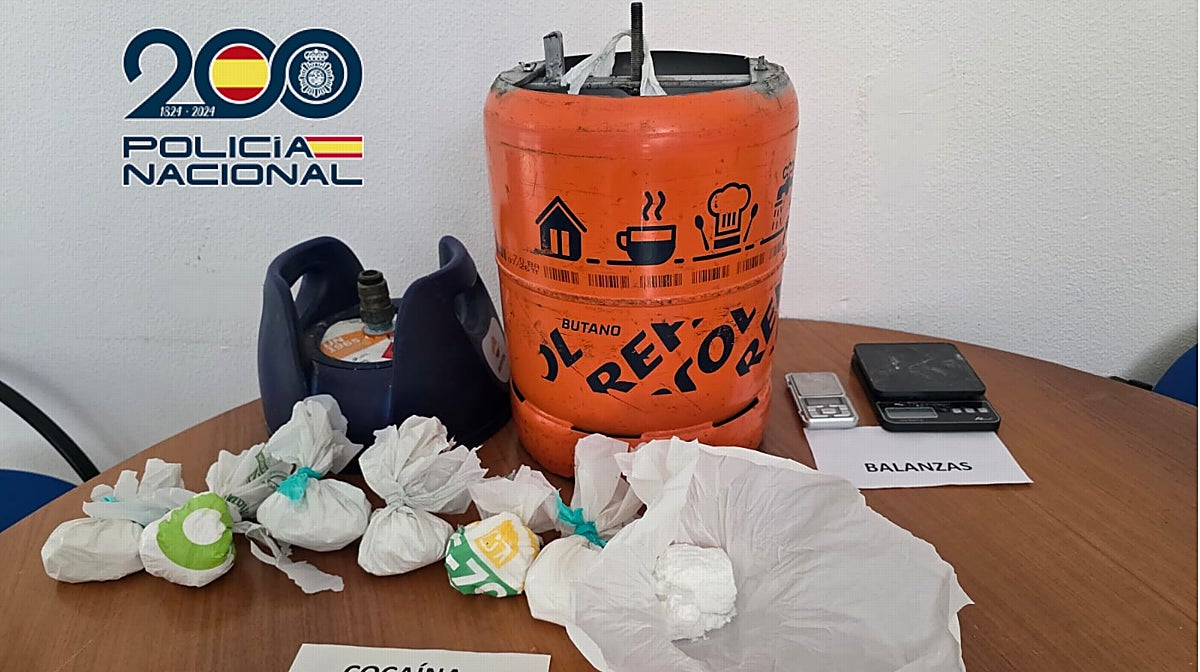 La bombona de butano trucada y la cocaína que había oculta en su interior