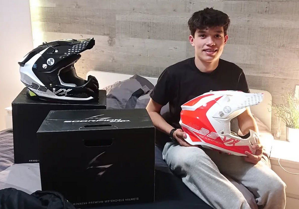 Foto de Enzo Badenas difundidas en sus redes sociales