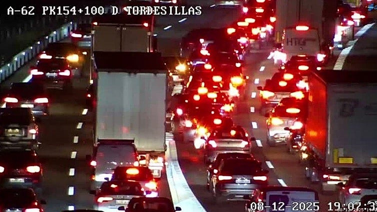 La vuelta del puente provoca tres accidentes en hora y media en la A-62 a la altura de Tordesillas (Valladolid)