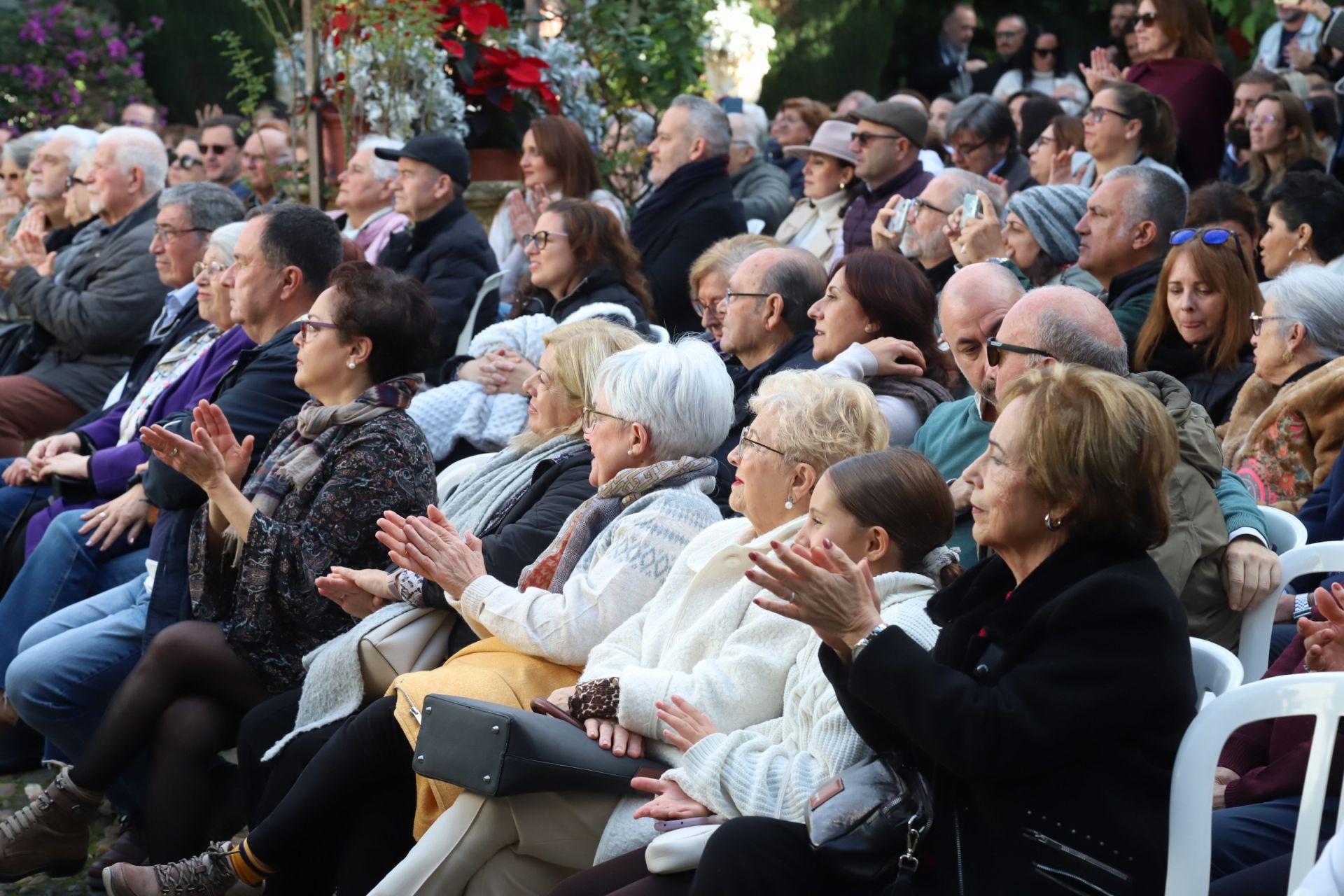 La vibrante Zambomba Califal de la Casa de las Campanas, en imágenes