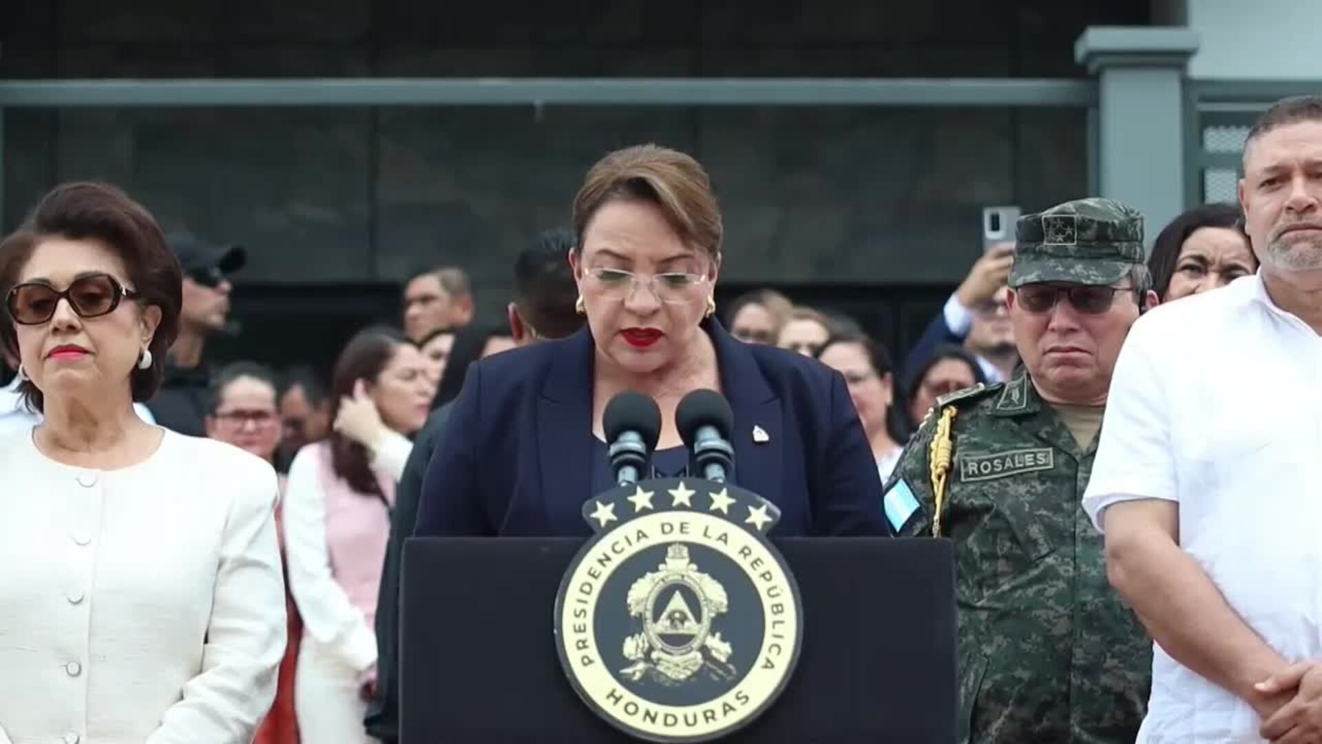 Castro condena &quot;la injerencia del presidente de Estados Unidos&quot; en elecciones de Honduras