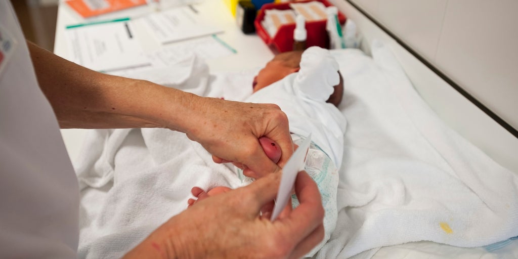 La Comunidad Valenciana incorpora el cribado de Atrofia Muscular Espinal en la prueba del talón a los recién nacidos