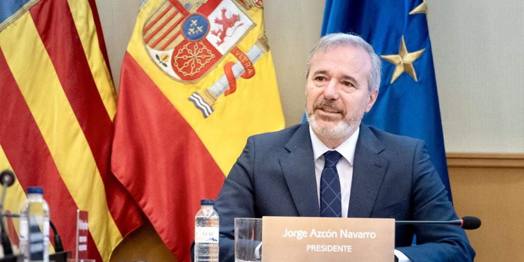 Azcón firma el decreto previo de convocatoria de elecciones en Aragón: «Los aragoneses lo van a entender»