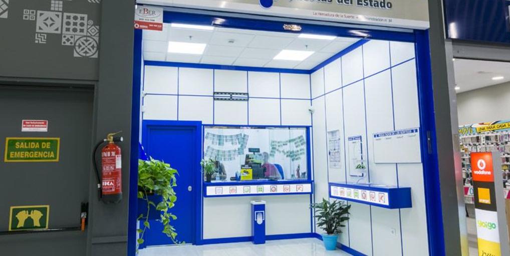 El segundo premio de la Lotería Nacional cae en Córdoba, en el centro comercial la Sierra