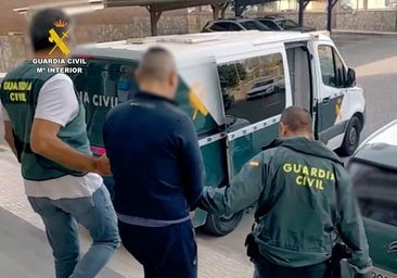Detenidos tres butroneros por robar en una nave de productos fitosanitarios por valor de 105.000 euros
