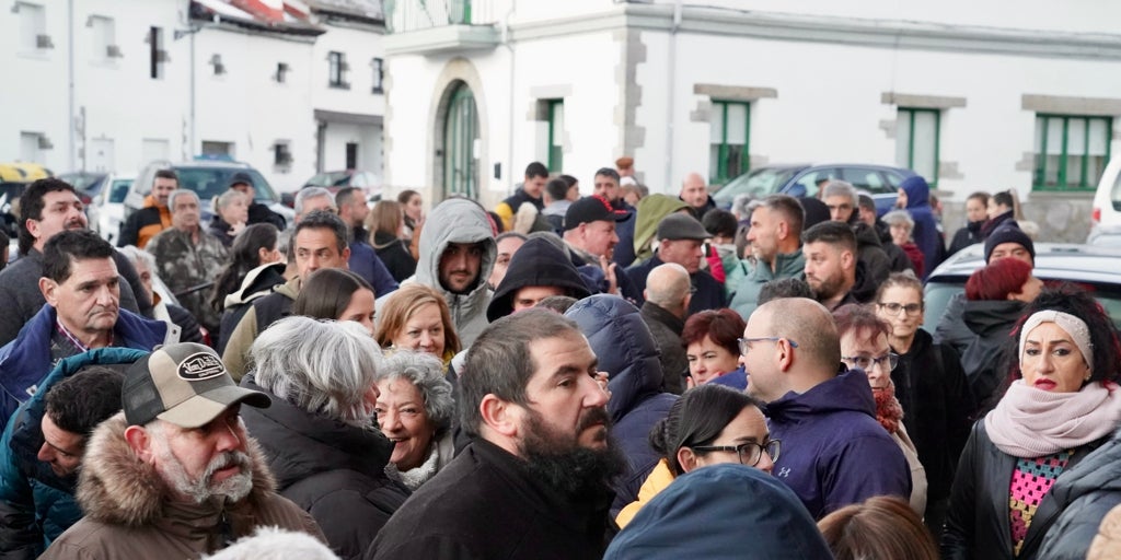 Tensión en Villamanín (León) por el Gordo: «El que tiene que subsanar los errores es quien los comete»