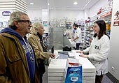 Las farmacias de Andalucía harán cribados de cáncer de colon desde 2026