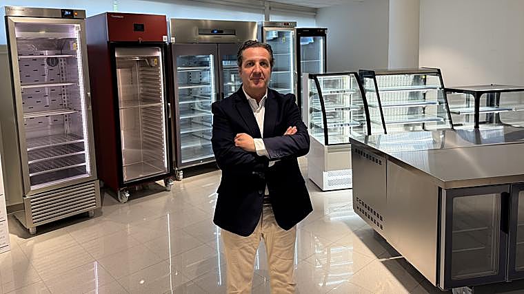 The general director of Coreco, in the company's premises