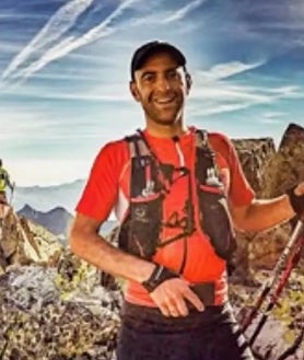 Imagen secundaria 2 - Jorge, Natalia y Eneko (derecha, en la cuenta de Instagram de su grupo de montaña)