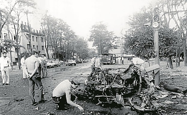 Photograph of the attack on the Plaza de la República Dominicana in Madrid