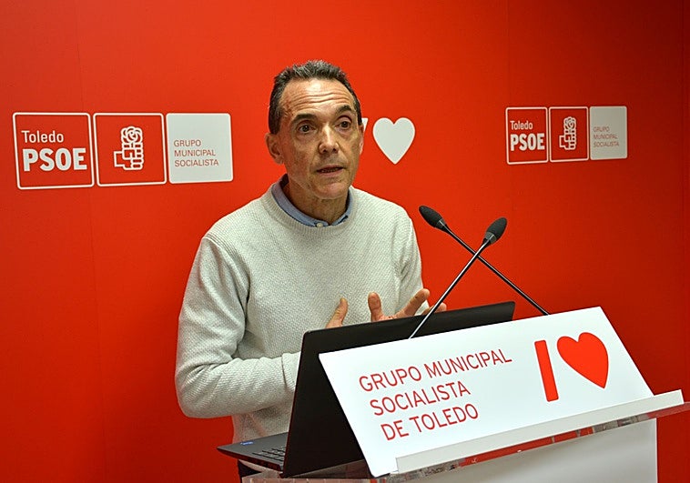 El PSOE considera «insuficiente» el plan de asfaltado del alcalde «tras años de inacción» y teme un «nuevo parcheado ineficaz»
