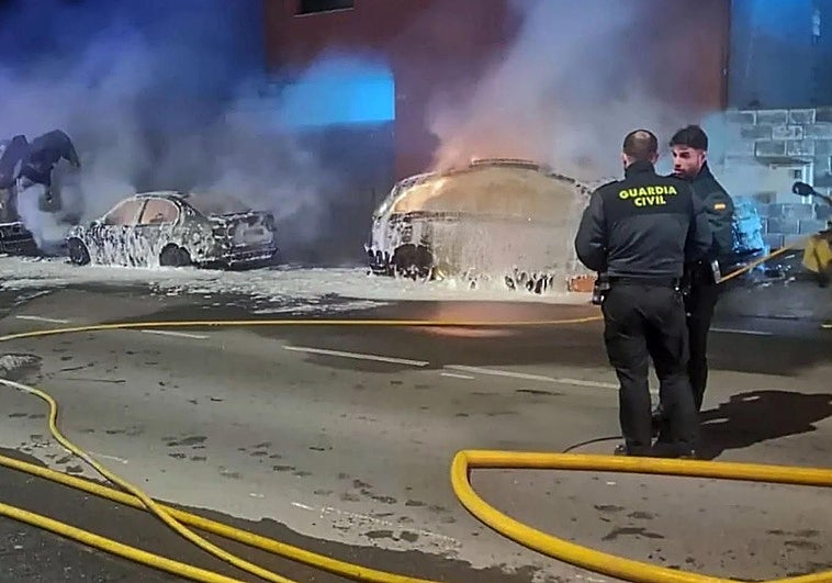 Detenido por quemar el coche del alcalde de San Cristóbal de Segovia «en represalia a varias actuaciones» municipales