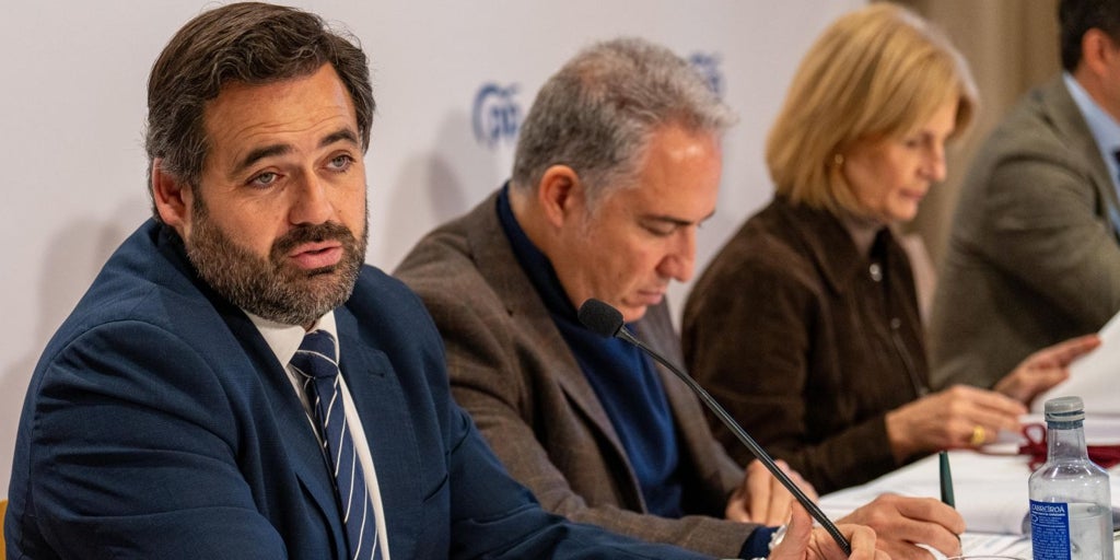 Bendodo (PP): «Una orden de Page a su diputados significaría el último día de Sánchez en la Moncloa»