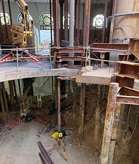 Imagen secundaria 2 - Interior del futuro centro cultural durante las obras