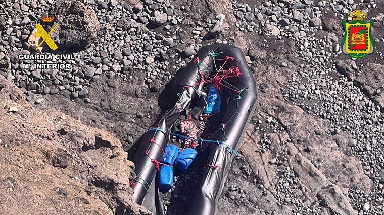 A Guarda Civil interceptou um esconderijo de mais de 870 quilos de haxixe em Fuerteventura