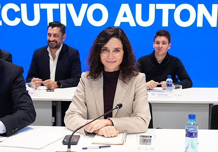 El PP de Ayuso presume de su «modelo de éxito» y llama a la movilización interna para conquistar más alcaldías