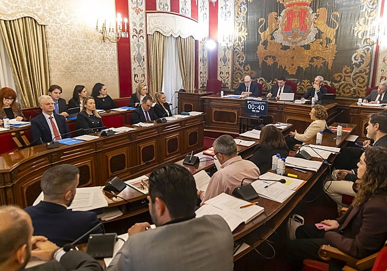 Alicante investiga la adjudicación de viviendas públicas a cargos municipales