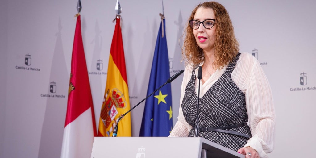 Simón celebra la reactivación del Consejo Feminista del PSOE: «Hagamos una reflexión sobre todo lo que ha pasado en nuestro partido»