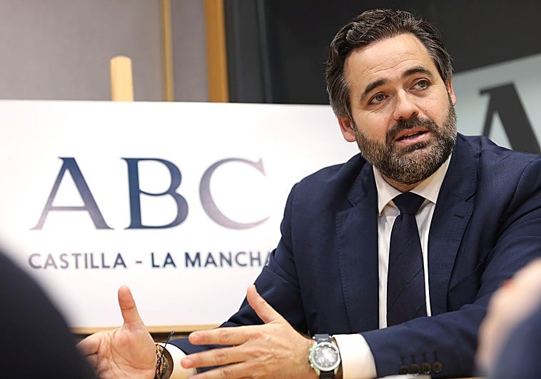 Paco Núñez, líder del PP en la región:  «Acabaré con las listas de espera en sanidad en mi primera legislatura»