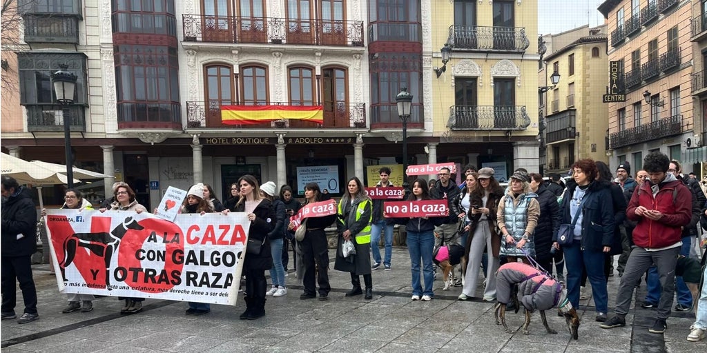 Protesta en Toledo contra la caza: «Los animales no son herramientas»