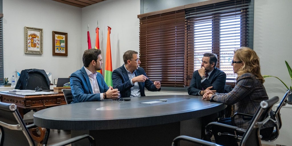 Núñez critica que Page se niegue a recuperar el convenio sanitario con Madrid «por simple odio ideológico»