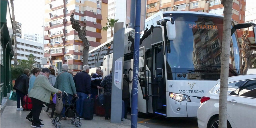 El caos ferroviario y el cambio de fechas del Benidorm Fest hace resentirse al turismo en la Costa Blanca