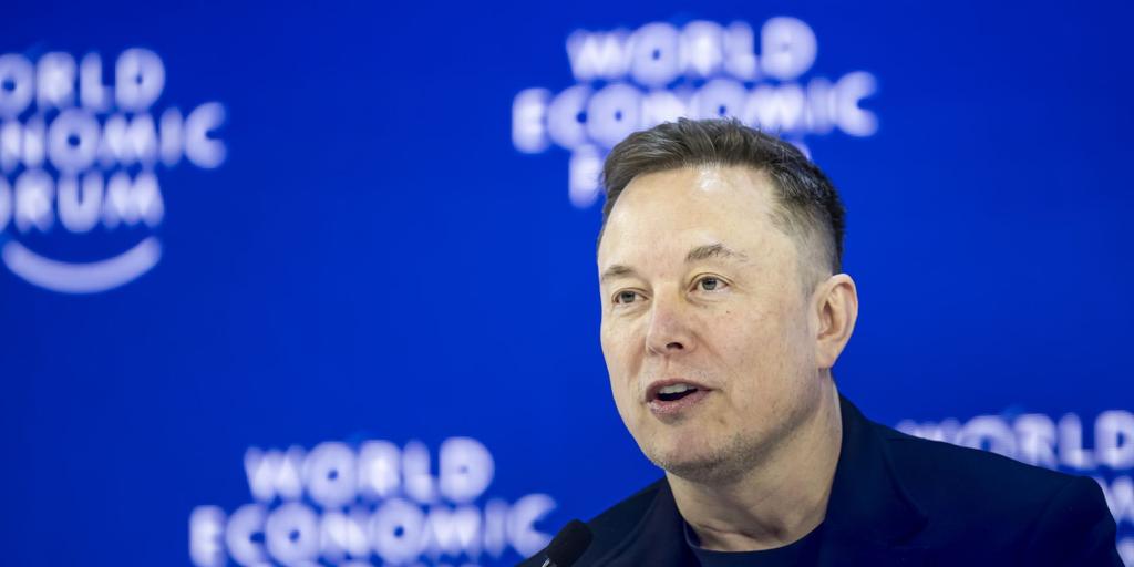 Elon Musk vuelve a arremeter contra Sánchez y vincula la derrota del PSOE en las elecciones de Aragón con la regularización de inmigrantes