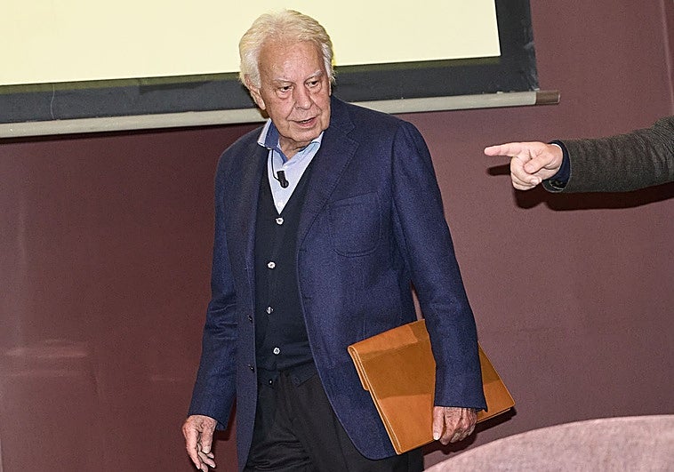 Felipe González adelanta que «votará en blanco» si Sánchez es candidato del PSOE