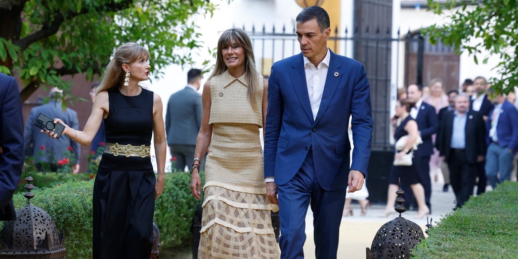 Peinado da 10 días a Moncloa para que le mande los correos electrónicos de Begoña Gómez