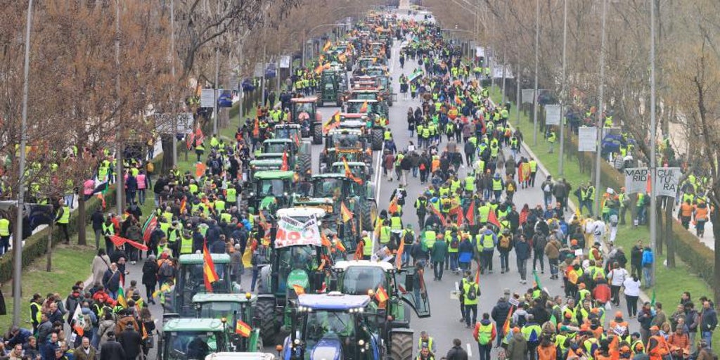 Tractorada en Madrid, en directo: carreteras cortadas y última hora de la protesta de los agricultores hoy