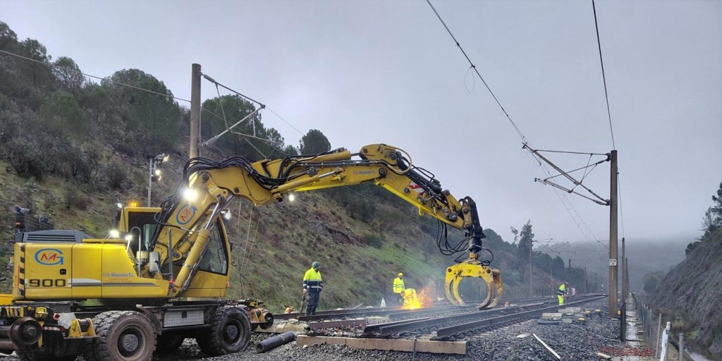 La Junta exige una fecha para la reapertura de la Alta Velocidad en Andalucía