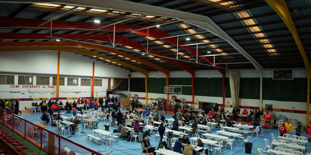 Los vecinos de Grazalema cumplen ya una semana desde el desalojo