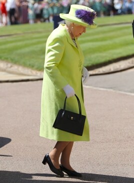 Imagen - La Reina Isabel II con zapatos de Anello & Davide