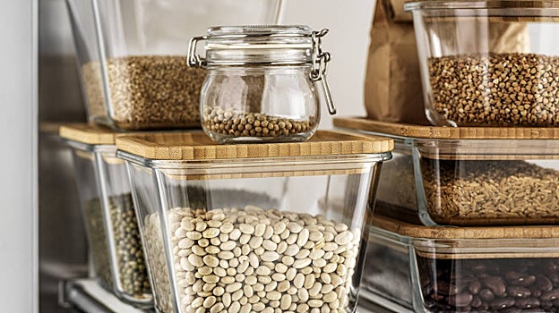 En función del tipo de alimento se deben adaptar los materiales de los recipientes