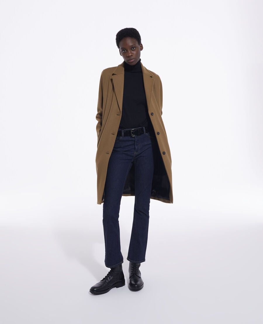 Abrigo largo e lana en color cámel de The Kooples: 495 euros. 