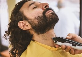 El truco para un apurado perfecto usando afeitadora eléctrica