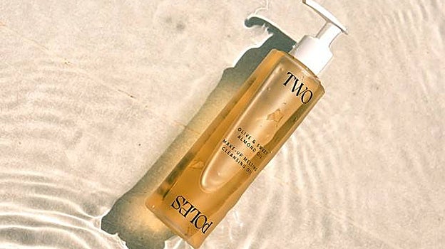 El desmaquillante Olive & Sweet Almond Oil de Two Poles.